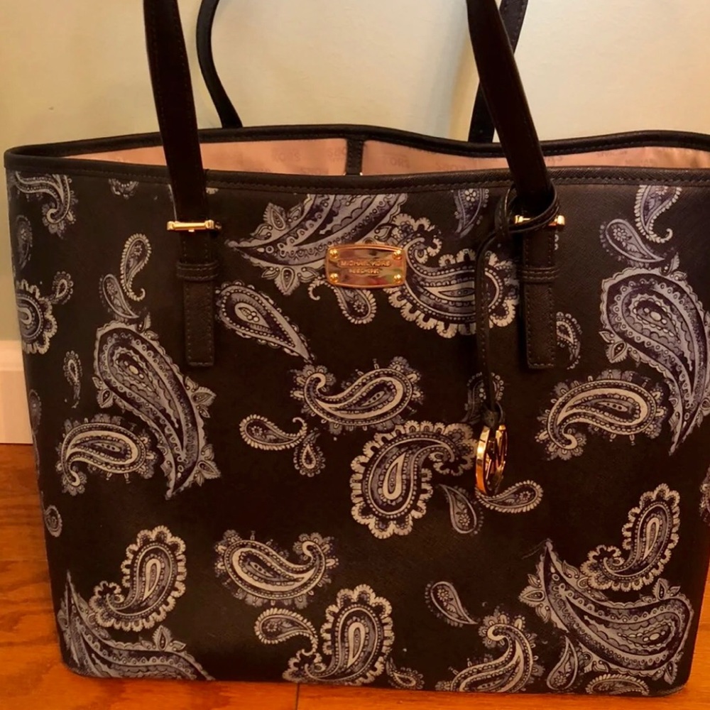 Authentic Michael Kors Tote
